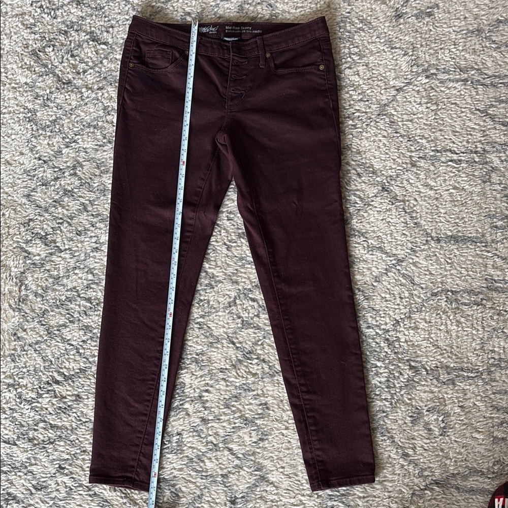 Women's Burgundy Jeans